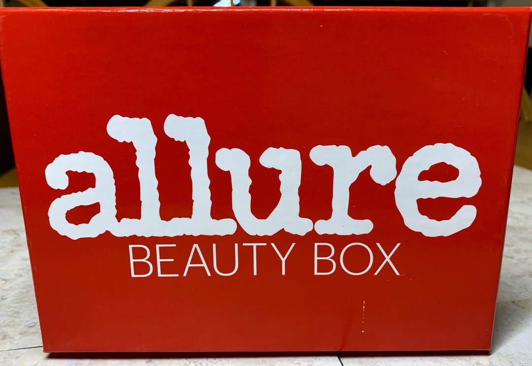 Allure Beauty Box October 2018 #Allure #AllureBeautyBox #beauty #makeup #subscriptionbox #beautyblogger